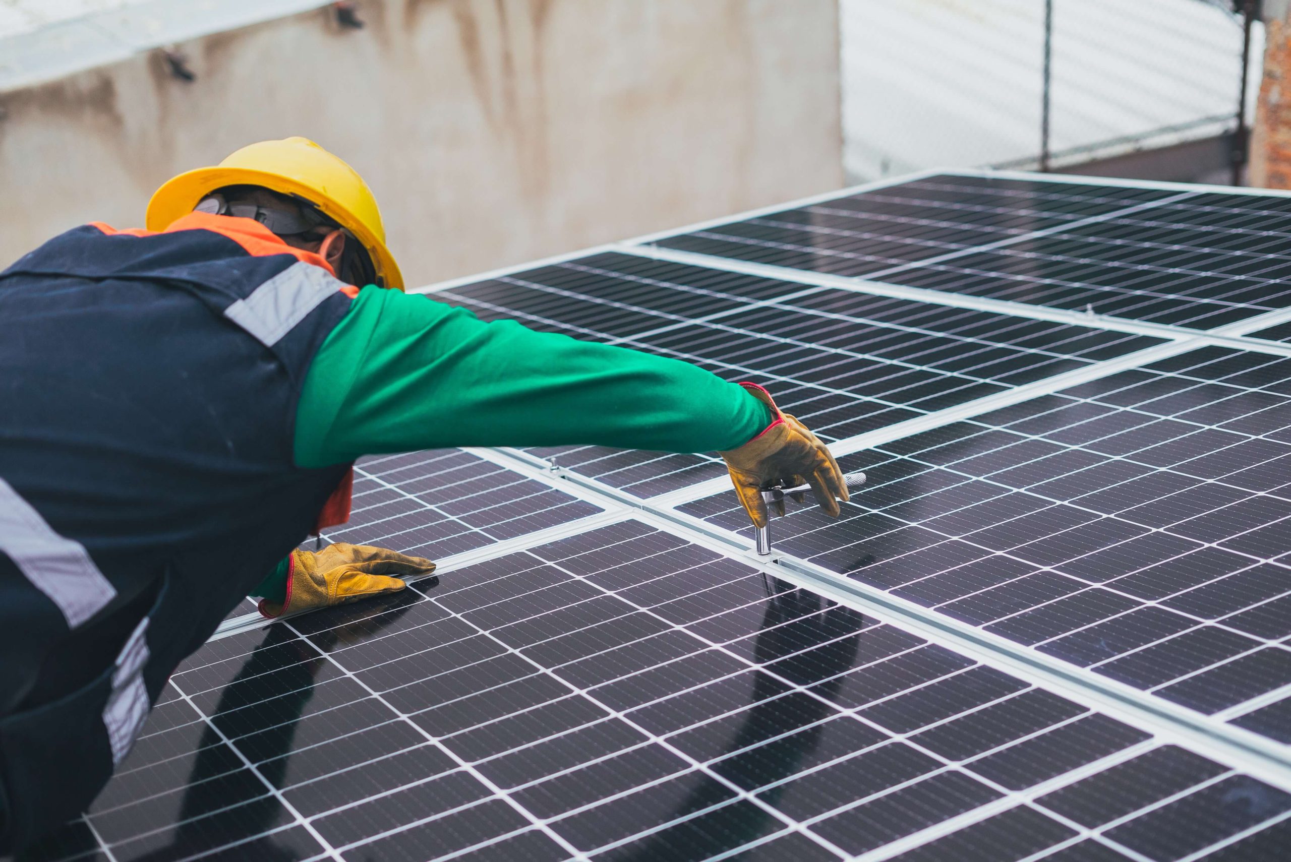 5 Benefits of Switching to Solar Energy for Businesses